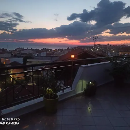 Olga's Olympus And Garden View Apartment