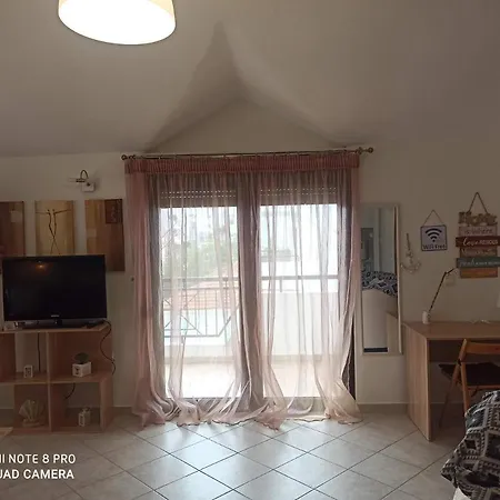 Olga's Olympus And Garden View Apartment Nea Michaniona
