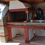 Olga's Olympus And Garden View Апартаменты *