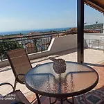 Olga's Olympus And Garden View Апартаменты *