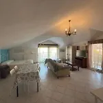 Olga's Olympus And Garden View Апартаменты