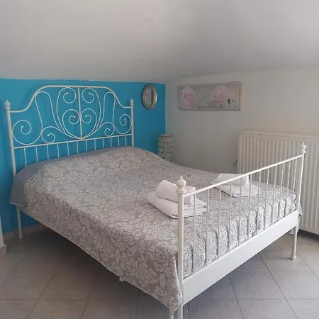 Apartman Olga's Olympus And Garden View Néa Mihanióna