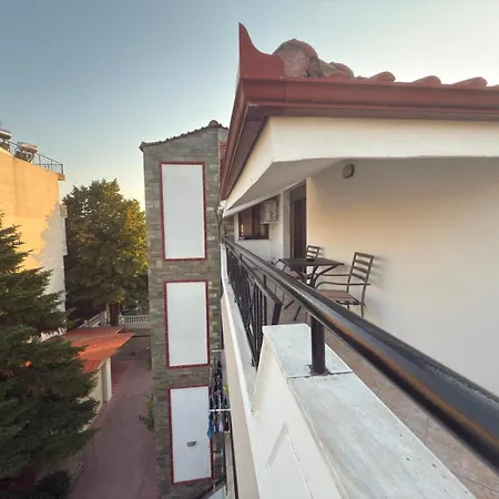 Apartamento Olga's Olympus And Garden View Nea Michaniona