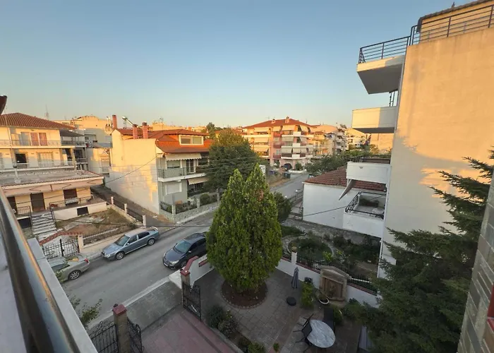 Olga's Olympus And Garden View Apartment Nea Michaniona